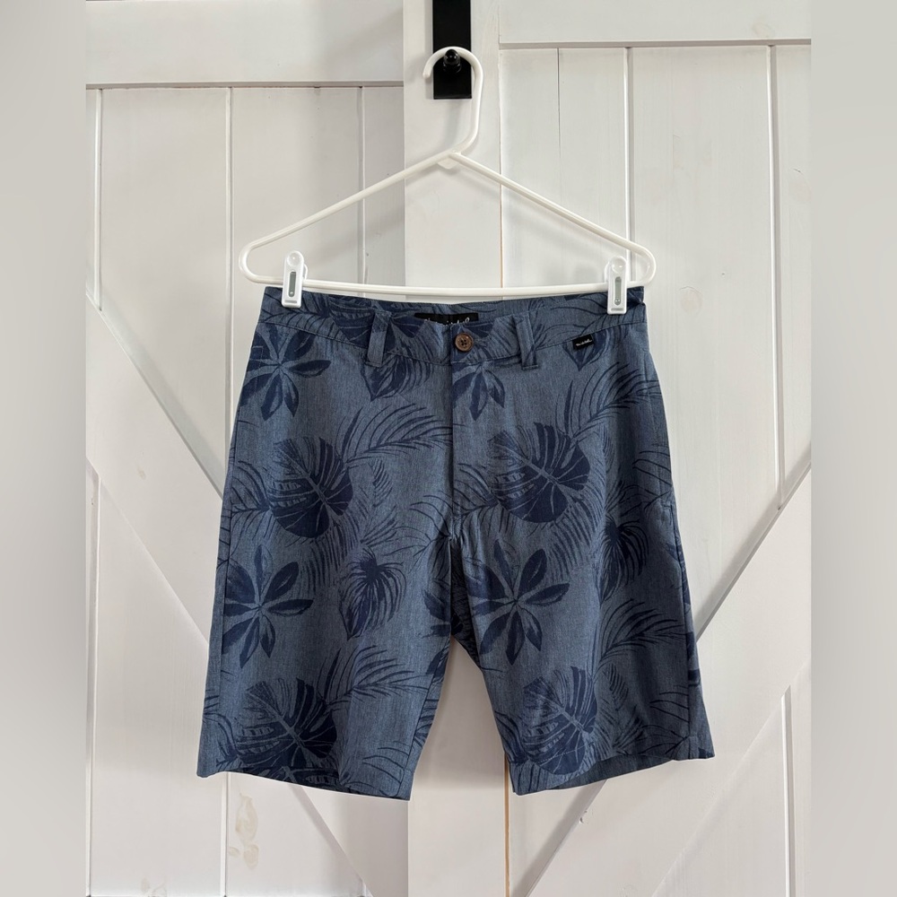 Travis Mathew Tropical Palm Leaf Golf Performance Stretch Luxe Shorts